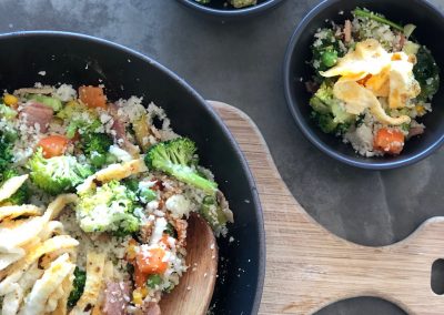 Cauliflower fried ‘rice’ with bacon and egg