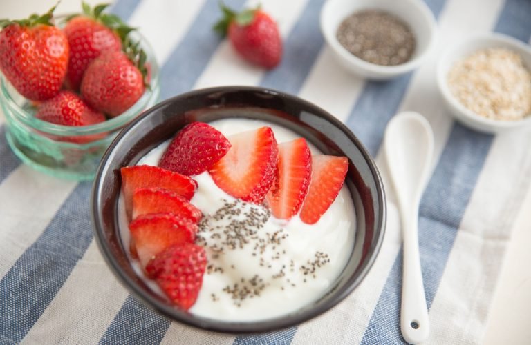 Yogurt, Chia + Berry Snack